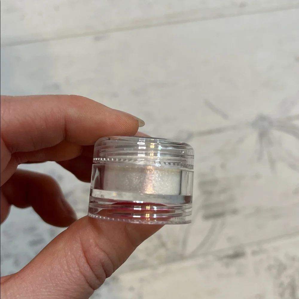 Medusas Makeup Glitter Eyeshadow in Color Star Struck